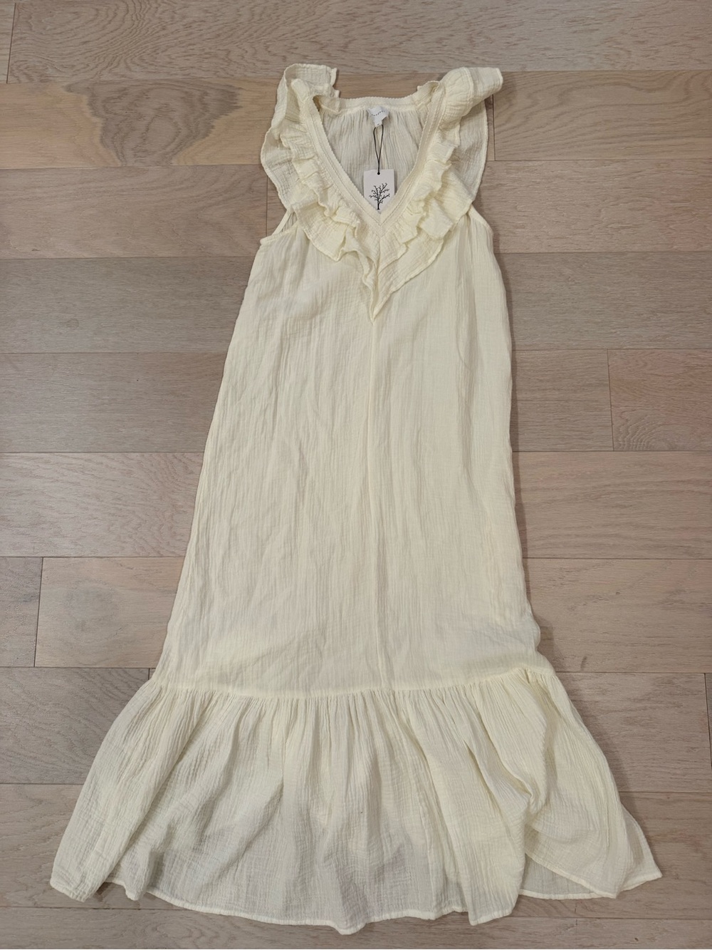 NWT sundays Cream Textured V-Neck Maxi Dress